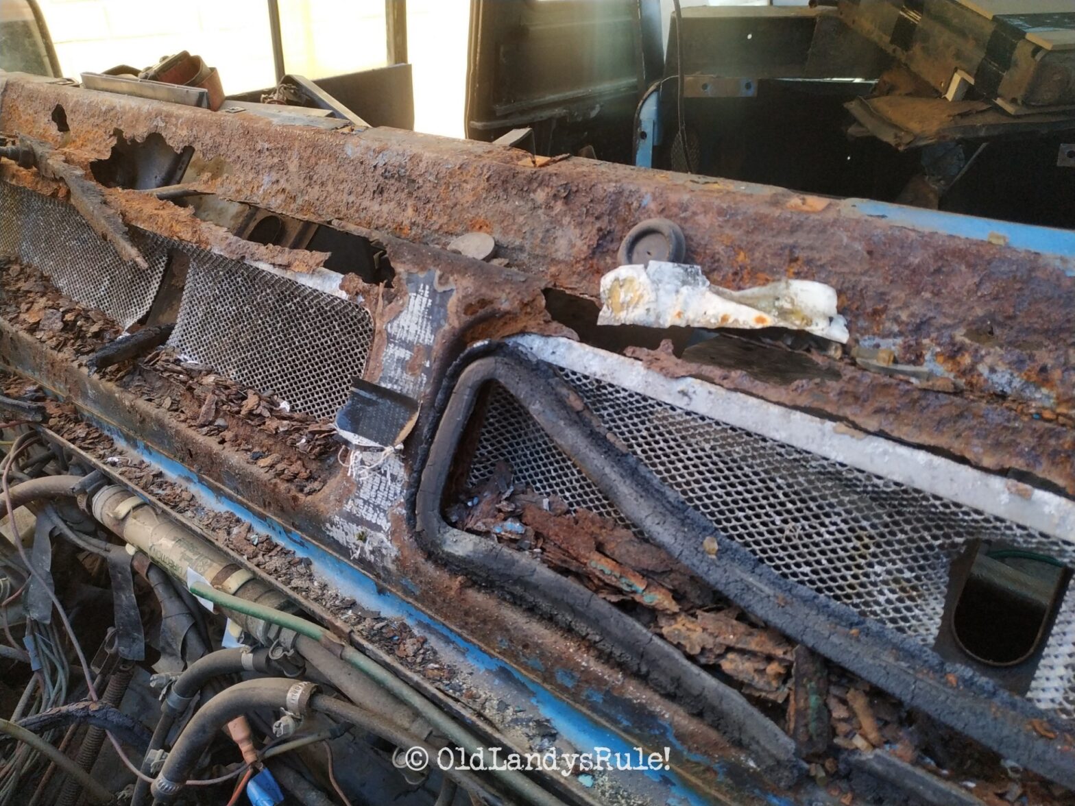 Dorothy the Series 3 Land Rover, bulkhead repair photos
